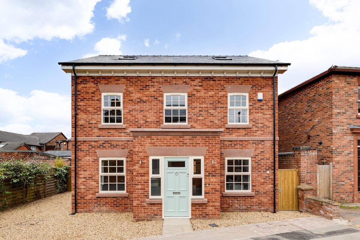 Timber frame project in Hoole: now complete